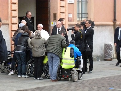 Foto 21 di 32