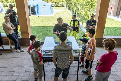 Foto 42 di 56