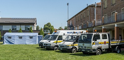 Foto 47 di 56
