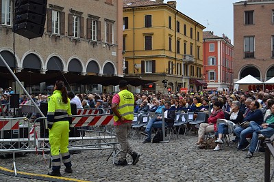 Foto 14 di 52