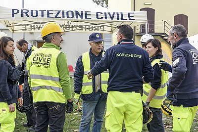Foto 27 di 31