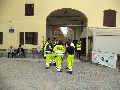 Foto 11 di 22