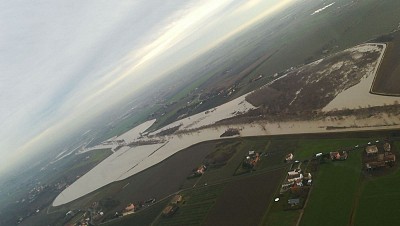 Foto 43 di 46