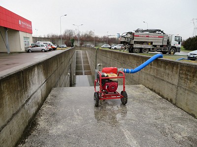 Foto 1 di 20