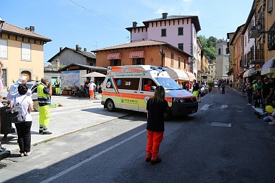 Foto 41 di 53