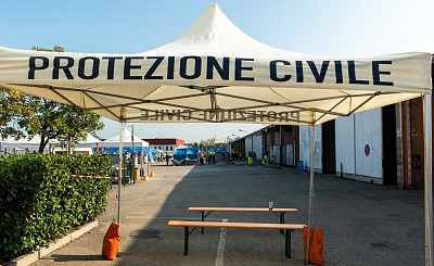 Foto 34 di 73