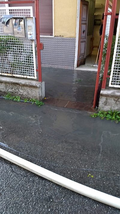 Foto 16 di 41