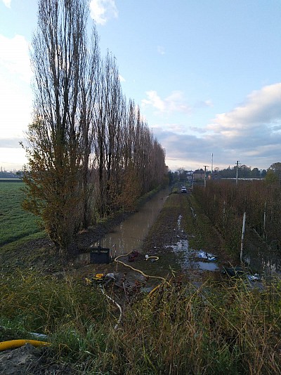 Foto 33 di 41