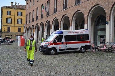 Foto 10 di 29