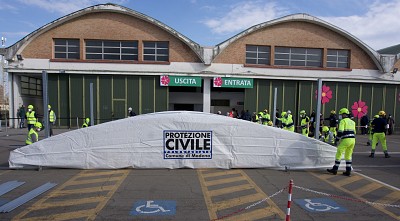 Foto 30 di 35