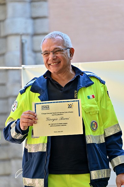 Foto 51 di 81