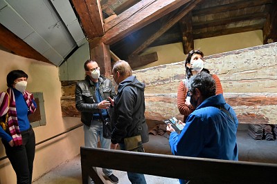 Foto 18 di 24