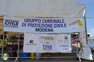 Foto 34 di 74