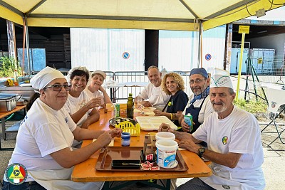 Foto 24 di 42
