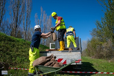 Foto 45 di 63