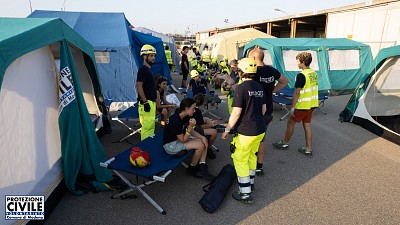 Foto 38 di 45