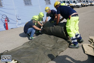 Foto 4 di 42