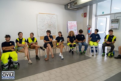 Foto 14 di 42