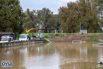 Foto 9 di 59