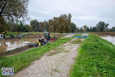 Foto 10 di 59