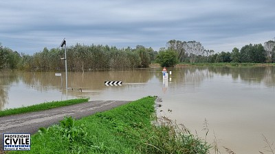 Foto 30 di 59