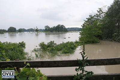 Foto 6 di 9